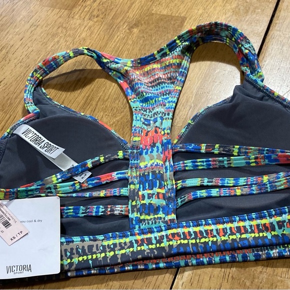 Victoria's secret sports bra size extra small new - Picture 3 of 4